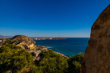 Fototapeta na wymiar landscape in the mountains on the city and port of Alicante in Spain