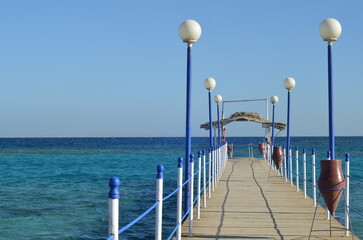Naklejka premium pier at the sea