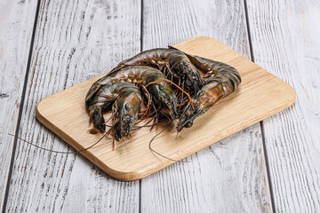 Fototapeta na wymiar Raw tiger prawn for cooking
