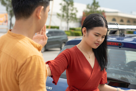 A brave young woman has had enough of her abusive boyfriend. Leaving an inequitable and toxic relationship.