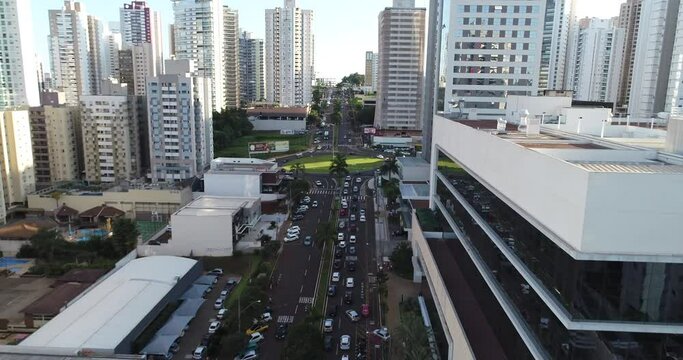Londrina Avenida Ayrton Senna Brasil Parana Drone between the buildings cinematic shot igap&oacute; lake