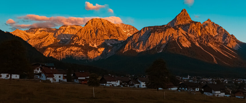 Alpine sunset or sundowner near Ehrwald, Reutte, Tyrol, Austria © Martin Erdniss