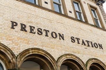 Preston, Lancs. 27/04/2012 - Delays disrupt travel plans at Preston railway station following...