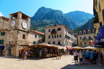 Zelfklevend Fotobehang Old town Kotor, Montenegro, street view, a crowd of tourists on a square, a bright sunny day, travel © soleg