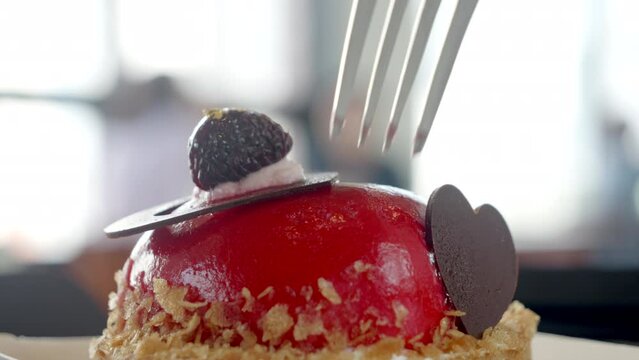 딸기 타르트 식감 질감 4k 30