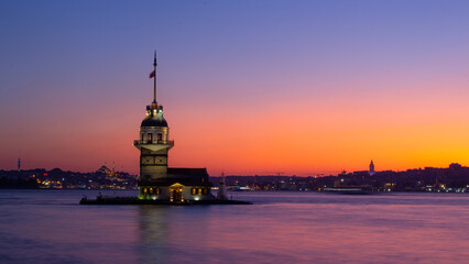 Obraz premium Sunset over Maiden Tower