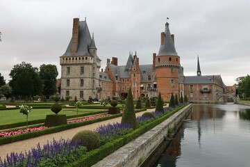 Le château de Maintenon, construit au 17eme siècle, village de Maintenon, département de l'Eure et Loir, France