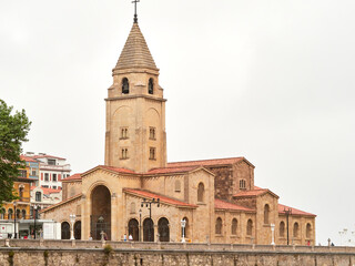 Fototapeta na wymiar Church of San Pedro, Gijon. Asturias. Spain.