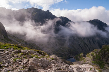 Malerischer Bergsee in der Hohen Tatra