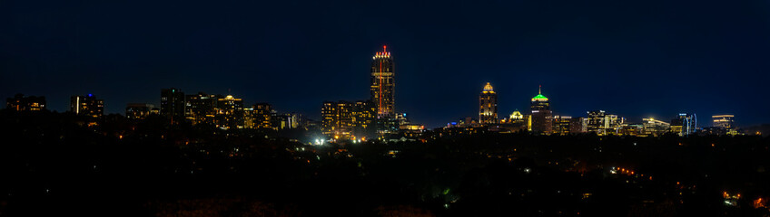 Fototapeta premium Sandton Skyline Night Panorama