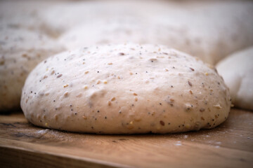 Photo detail of leavened bread dough ready for baking