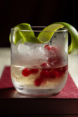 Drink rot und wei&szlig; 