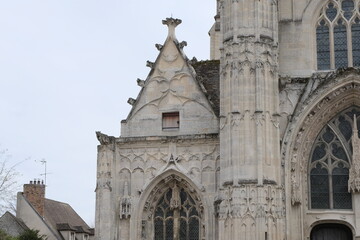 Obraz premium Gothic church of Senlis, France. Facade design.