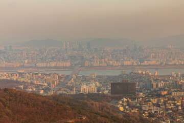 서울 남산타워 전망대 미세먼지