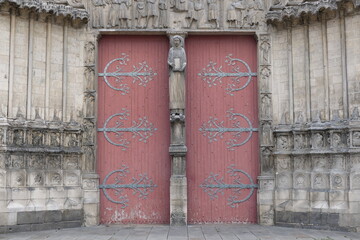  Saint-Etienne Cathedral entrance, Sens. Gothic architecture. © RobinLhebrard