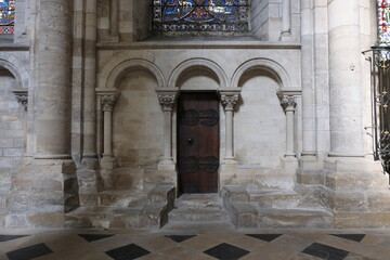 Gothic Cathedral of Saint-Etienne, Sens. Interior details. © RobinLhebrard