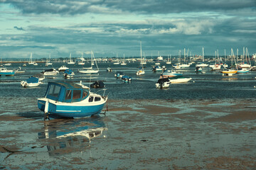 Fototapeta na wymiar Boats at Sandbanks - Poole Harbour