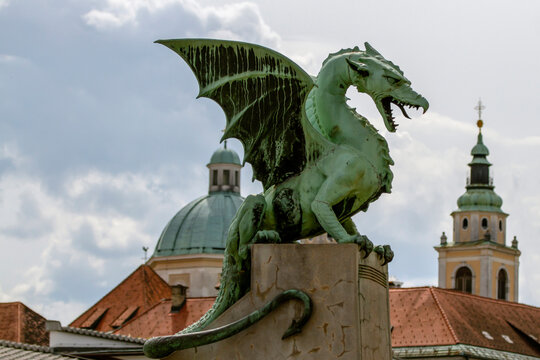 The Dragon Bridge is one of the most recognizable and emblematic sights in Ljubljana, the capital of Slovenia.
A detail of the bridge are bronze statues of dragons.
  