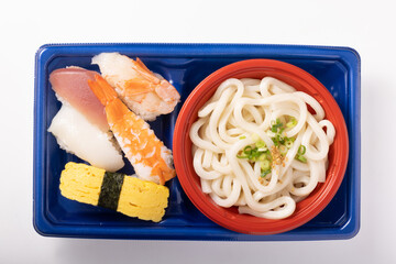 うどん寿司セット