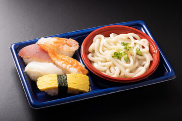 うどん寿司セット