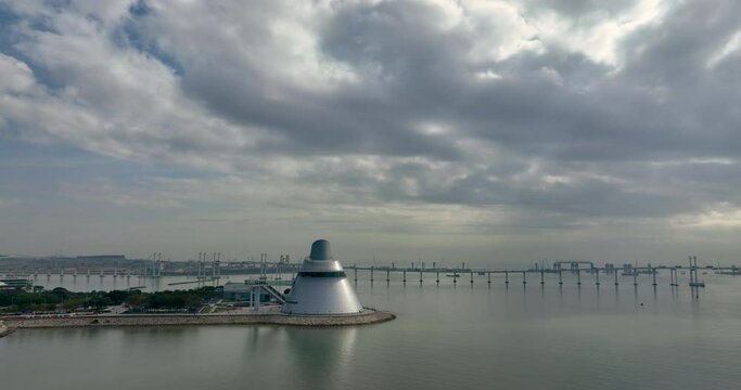 Amizade Bridge & Macao Science Center