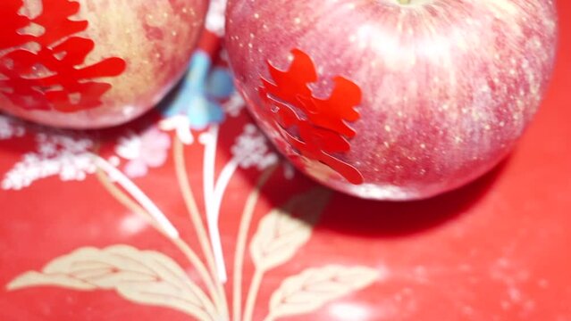 Two condyles in the crimson slate, used in Chinese wedding ceremonies