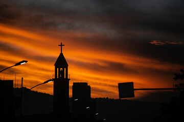 Naklejka premium the background image of the church of christ and the golden light in the morning