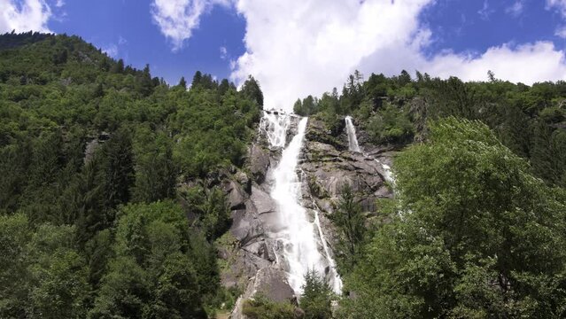 Nardis waterfalls, a spectacle of nature