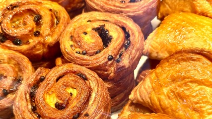 Viennoiseries dans une boulangerie