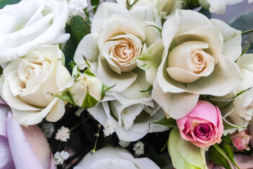 Bouquet of flowers with roses and eustoma