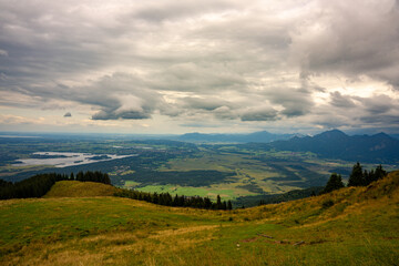 Blick vom hinteren Hörnle, Bad Kohlgrub auf Murnau, Murnauer Moos, Staffelsee, Herzogstand,...