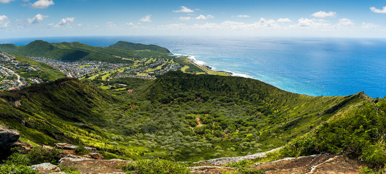 Koko crater panoramic view from its summit