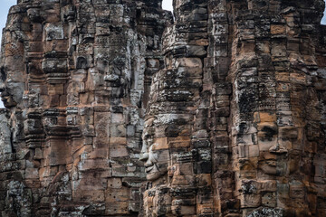 Fototapeta premium views of bayon temple in agkor wat complex, cambodia
