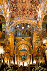 Fototapeta na wymiar Interior of The Palatine Chapel with its golden mosaics, Palermo, Icily, Italy