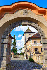 Fototapeta na wymiar Schloss Wildenberg in Zernez, Kanton Graubünden, Schweiz