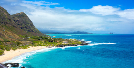 Fototapeta premium Makapu'u Beach as seen from nearby scenic viewpoint, Oahu, Hawaii
