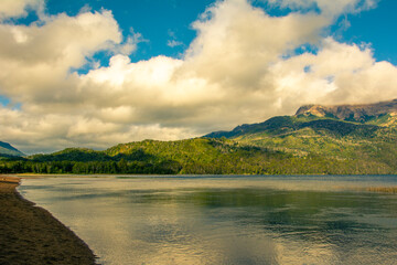 Lago Falkner. Parque Nacional Nahuel Huapi. Neuquén. Argentina.
