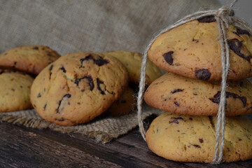 cookies tied with a thread on the table