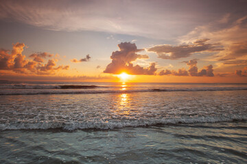 Obraz premium Sunset over sea on Bali