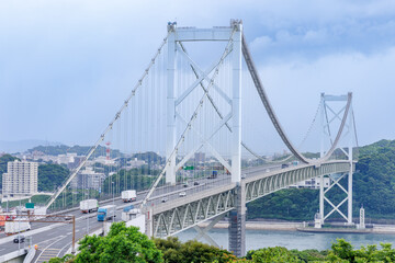 本州と九州を隔てる綺麗な海の関門海峡