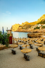 Urlaubsstimmung in der Bucht von Cala Sant Vicenç auf der wunderschönen Balearen Insel Mallorca -...