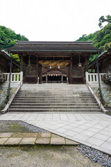 Fototapeta premium えびす様の総本宮 美保神社の神門（島根県松江市美保関）