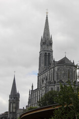 Fototapeta na wymiar Sanctuaire Notre Dame de Lourdes