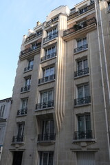 Obraz premium Art Deco building facades, geometric decorations, ornaments and more. Architecture from the beginning of the 20th century. Shot in Paris. 