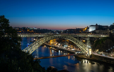 Fototapeta na wymiar Famous and Beautiful bridge in Porto, Portugal