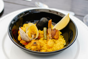 Paella a la leña 