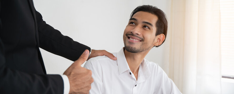 Great job! The boss encourages the staff to do a very good job