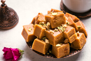 Caramel sherbet with pistachious and turkish coffee