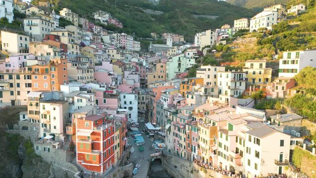 Drone Shot Reveals Incredible Cinque Terre Town of Riomaggiore at Sunset