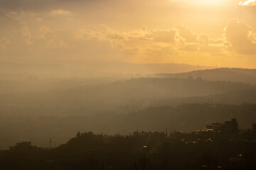 Obraz premium fog over the city